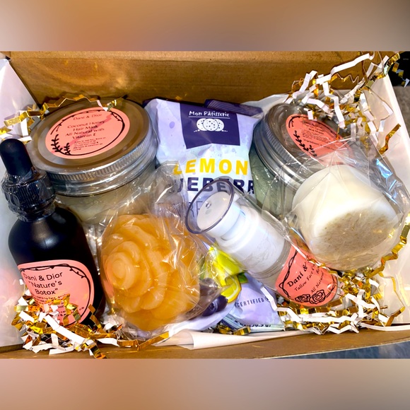 Dani & Dior Lux Beauty Box